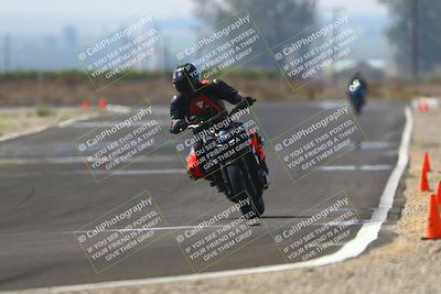 media/Sep-20-2025-TrackDaz (Sat) [[27f0cde673]]/B Group/220pm (Turn 9)/